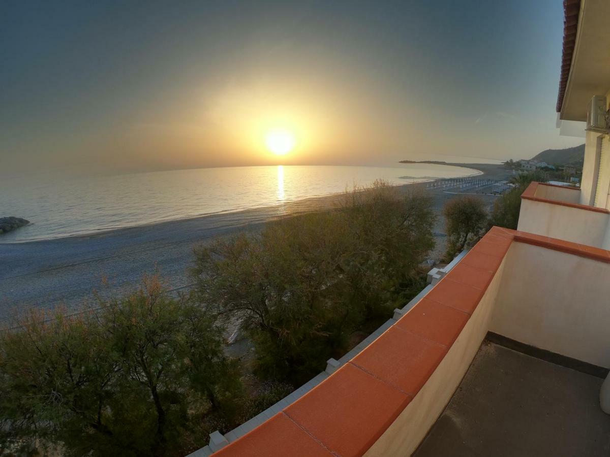 Rivamare Campora Casa Vacanze Campora San Giovanni Buitenkant foto
